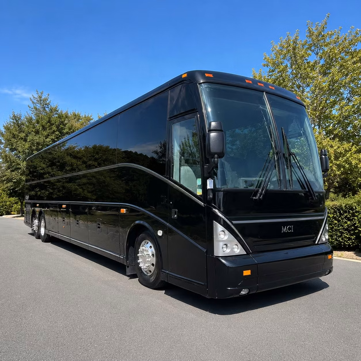 long distance corporate transportation from davenport to chicago des moines and beyond