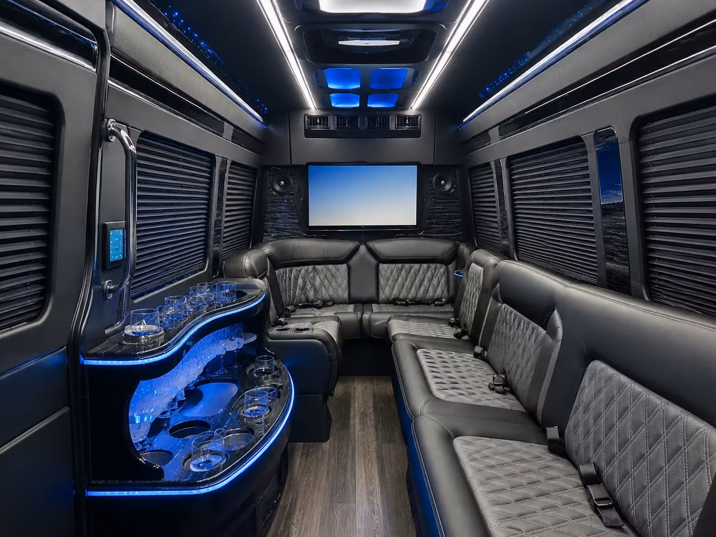 pre prom and post prom shuttle services throughout the quad cities